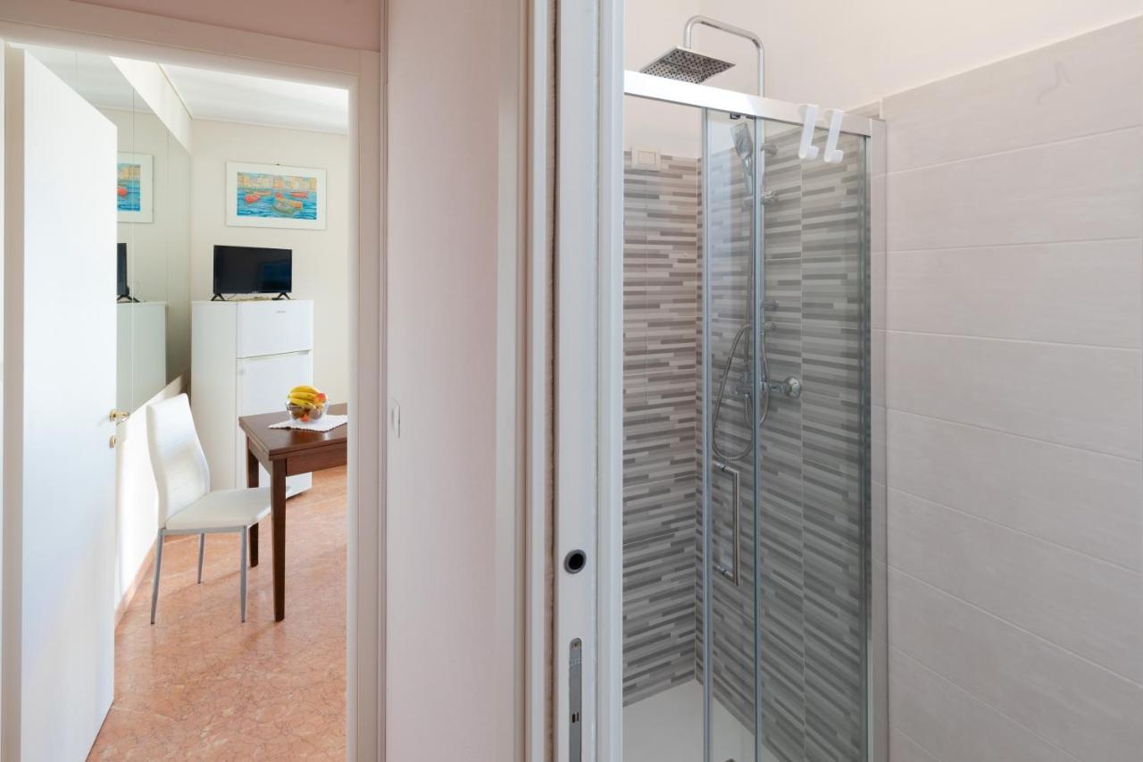 110 - Casa Sole Vista Mare, In Centro 100 Metri Spiaggia Apartment Бордихера Екстериор снимка